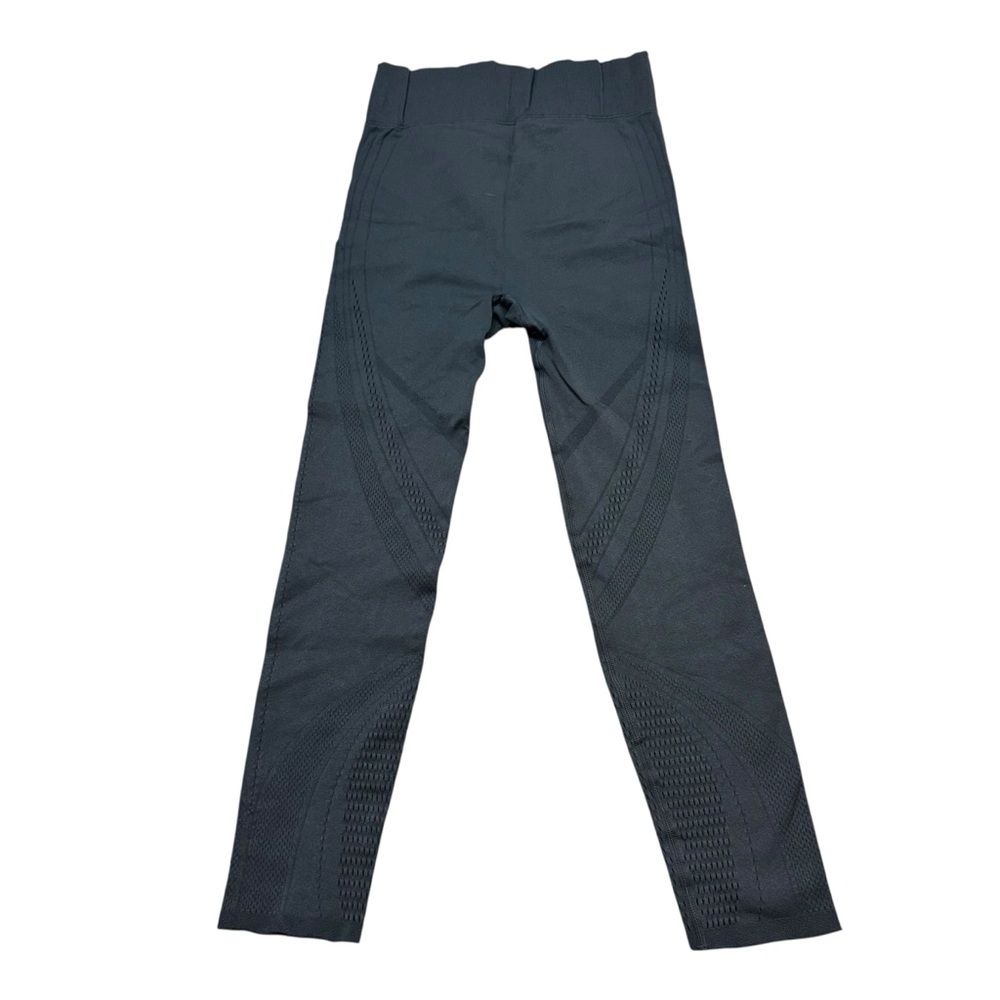 Ladies Fabletics Grey‎ Seamless Perforated Compression Leggings Size Small